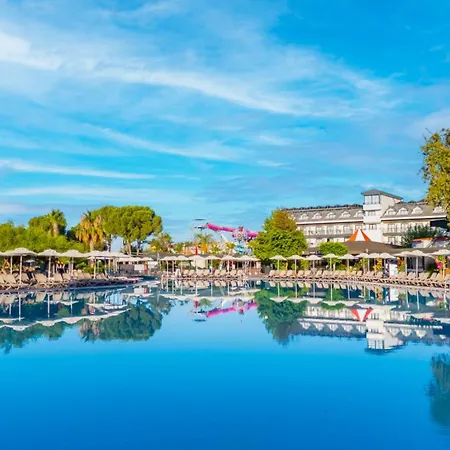 Vonresort Golden & Aqua Üdülőközpont Side