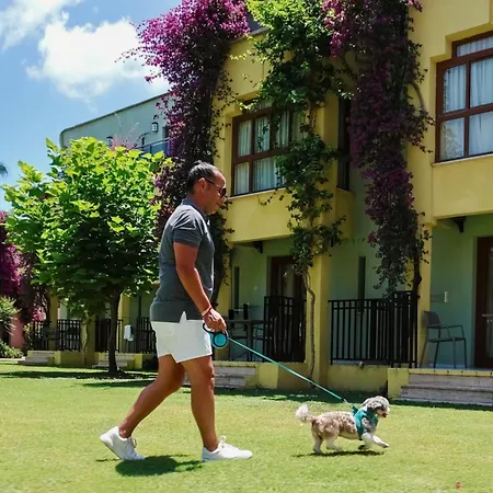 Vonresort Golden & Aqua Θέρετρο 4*