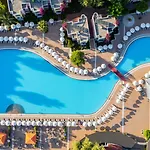 אתר נופש Vonresort Golden & Aqua 4*