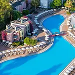 Vonresort Golden & Aqua 4*