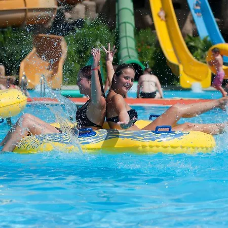 Resort Vonresort Golden & Aqua 4*