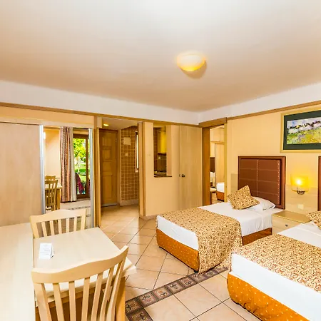 Vonresort Golden & Aqua 度假村 4*