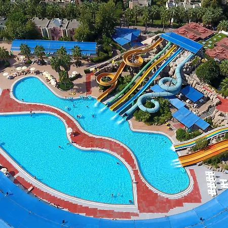 Vonresort Golden & Aqua 4* 锡德