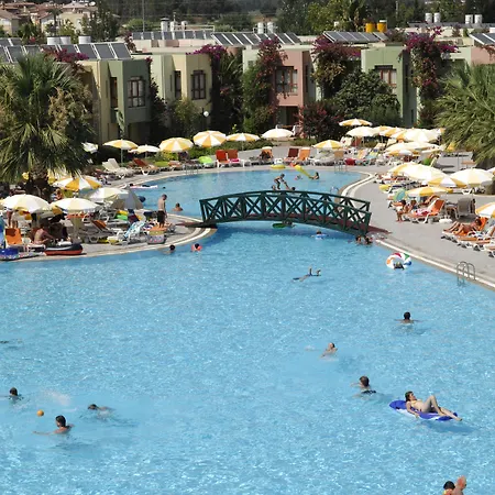 Vonresort Golden & Aqua 4* سيدي