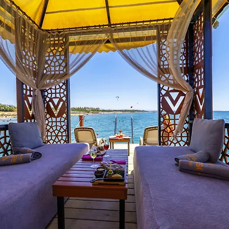 Vonresort Golden & Aqua Rezort 4*