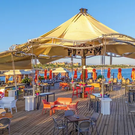 Resort Vonresort Golden & Aqua 4*