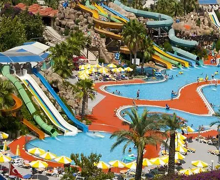 Vonresort Golden & Aqua Resort 4*