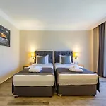 Complex Vonresort Golden & Aqua 4*