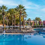 Vonresort Golden & Aqua 4* Side