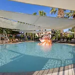 Resort Vonresort Golden & Aqua Side