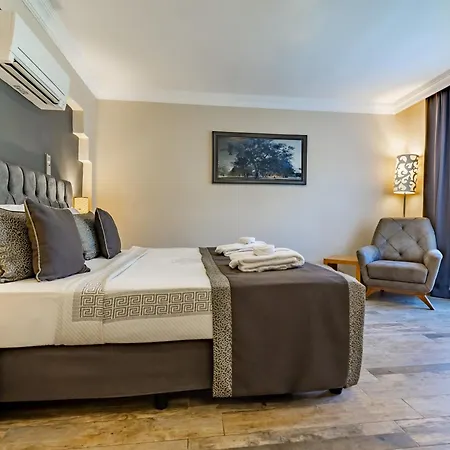 Vonresort Golden & Aqua 4* 시데
