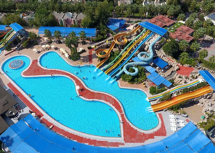 Vonresort Golden & Aqua 4* 시데