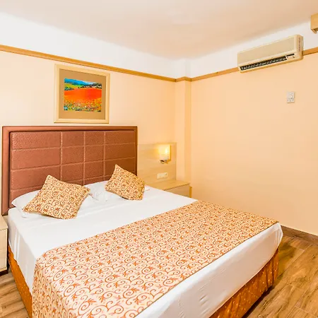 Vonresort Golden & Aqua Resort 4*