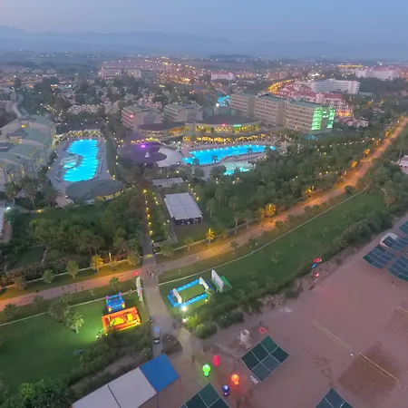 Vonresort Golden & Aqua Resort 4*