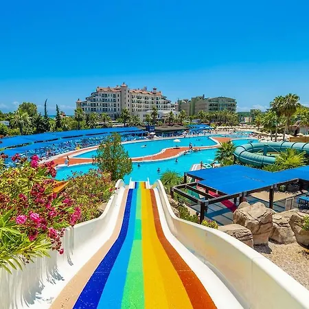 Vonresort Golden & Aqua Side
