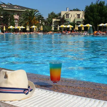 Resort Vonresort Golden & Aqua Side